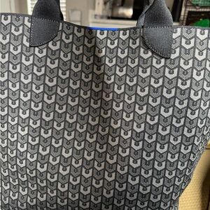 Rothy’s tote no longer made